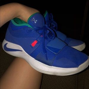 Nike Mens PG 2.5 Sneakers